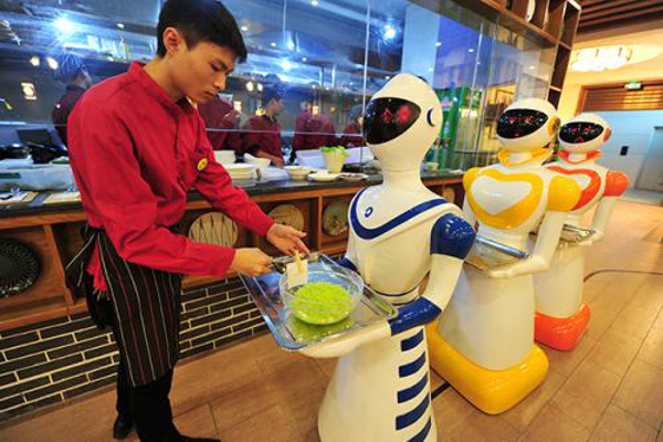 机器人餐厅加盟费介绍，分析机器人餐厅加盟要投资多少钱！