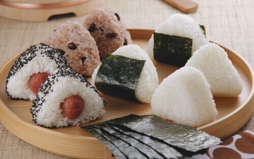 呦呦饭团加盟流程