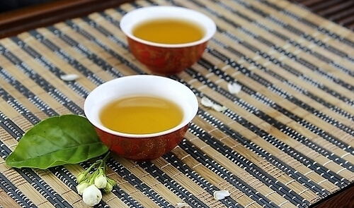 冠和名茶加盟多少钱？
