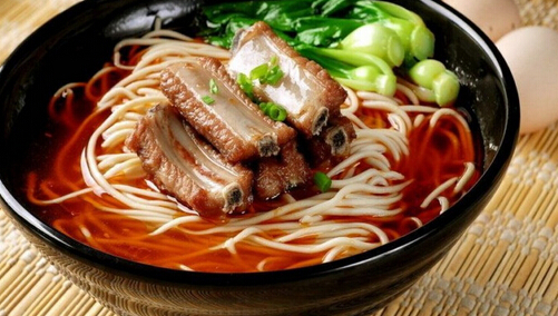 高低凳重庆小面加盟