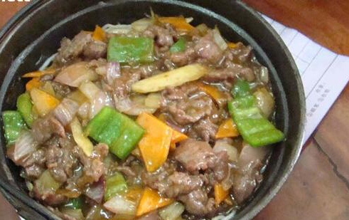 锅锅旺铁锅饭加盟