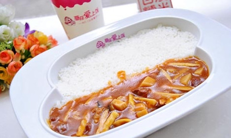 蘑菇爱上饭加盟
