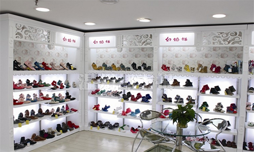 好榜样童鞋加盟店