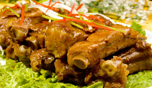 鼎食排骨加盟