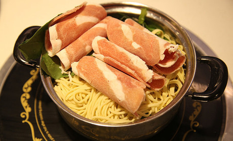 吉之味砂锅面加盟