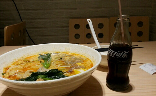 周家嫲嫲麻辣烫加盟店