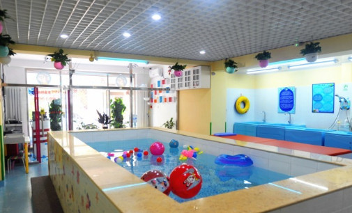 婴乐士婴儿游泳馆加盟店