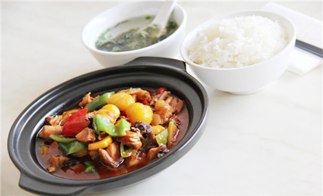 木子林黄焖鸡米饭加盟