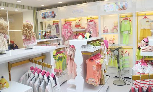 小玩童童装加盟店