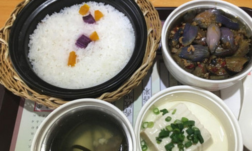 三块肉米饭专家加盟