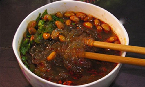 巴仔酸辣粉加盟