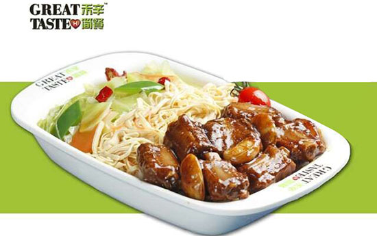 禾辛简餐加盟