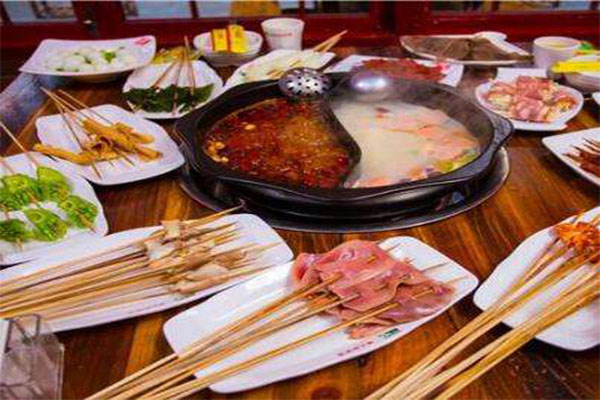 壹签串串火锅加盟门店