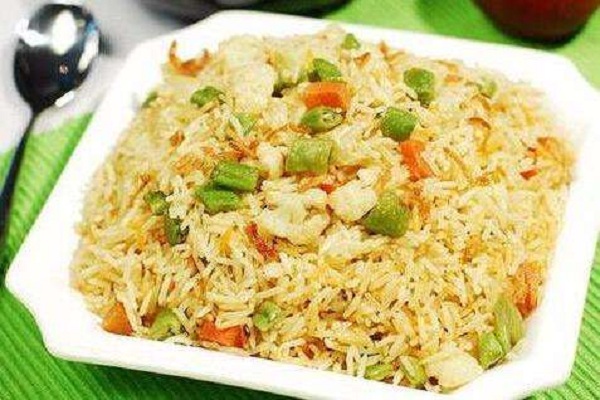 良人伴炒饭小食堂加盟