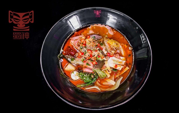 蜀神砂器串串香加盟门店