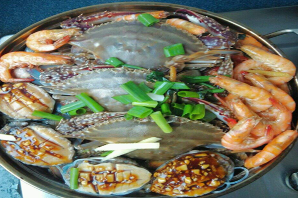 三品渔翁海鲜盆菜加盟