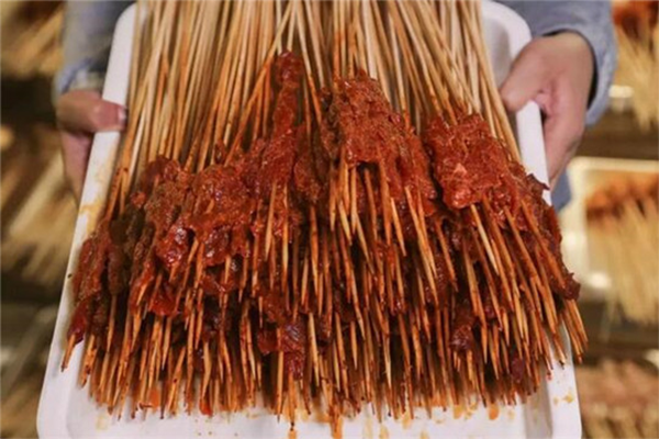 辣上瘾串串香