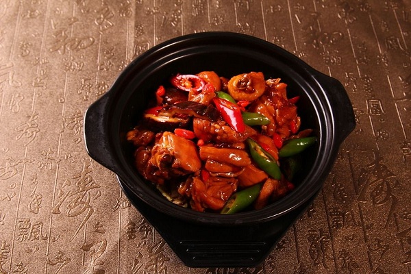 业吉轩黄焖鸡米饭