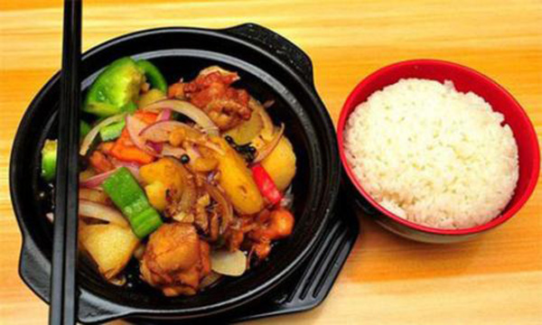 优思味黄焖鸡米饭加盟