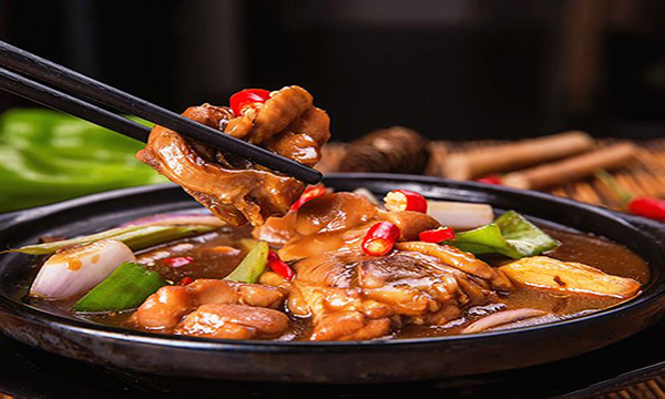 益品香黄焖鸡米饭