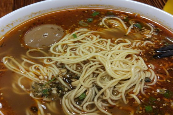 跳得很重庆小面加盟门店