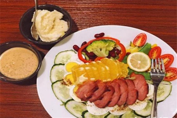 鸢尾小谢沙拉加盟店
