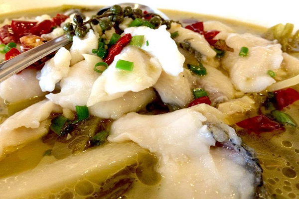 酵作酸汤小鱼