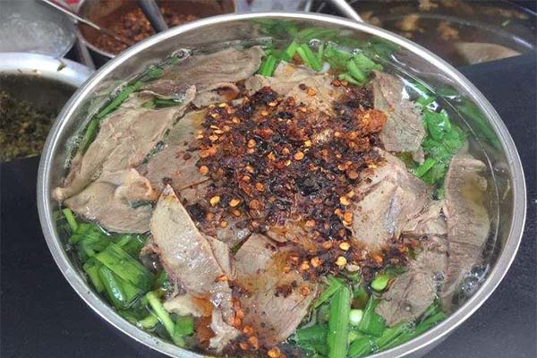 陈三哥特色羊肉粉馆