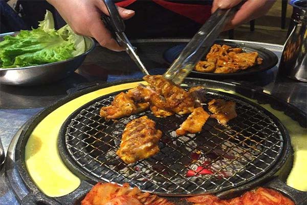 初心韩国料理碳烤加盟