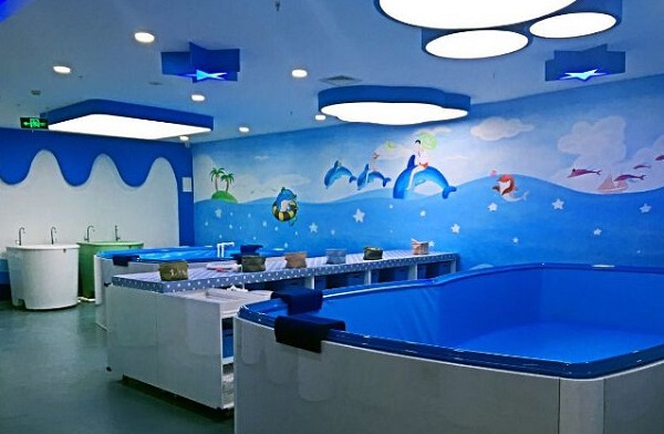 海豚Bbay婴儿游泳馆