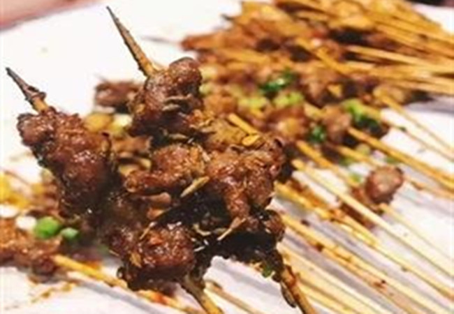 苗小串烧烤