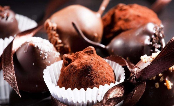 【爱侬儿手工巧克力加盟】加盟爱侬儿手工巧克力，梦想成为现实！