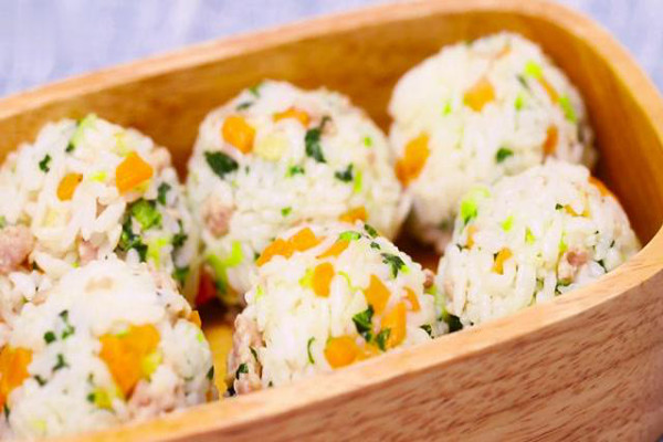 塔塔御饭团
