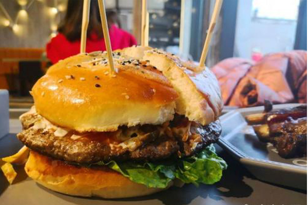 SUPERBOOM Burger爆爆大汉堡加盟费