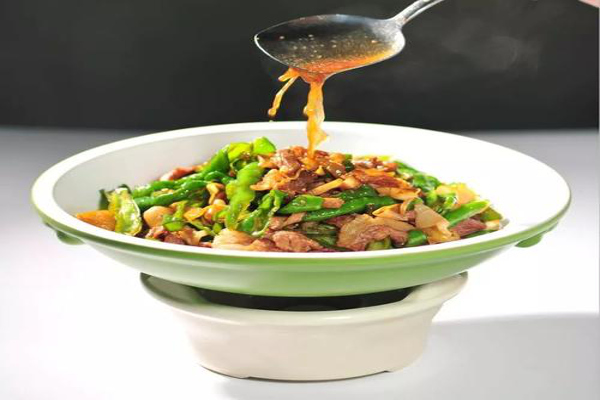 杨掌柜辣椒炒肉