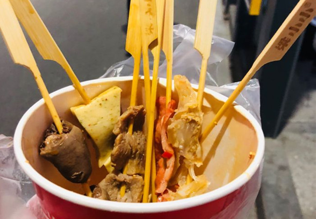 梁小小藤椒串串加盟费