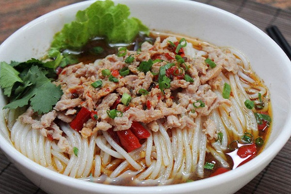 红樱桃桂林米粉加盟费