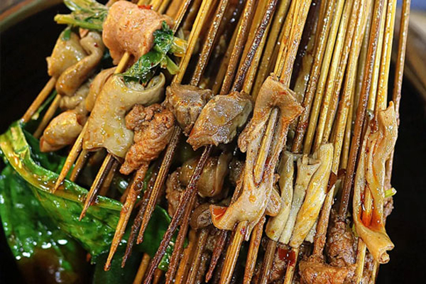 思蜀串门冷串串