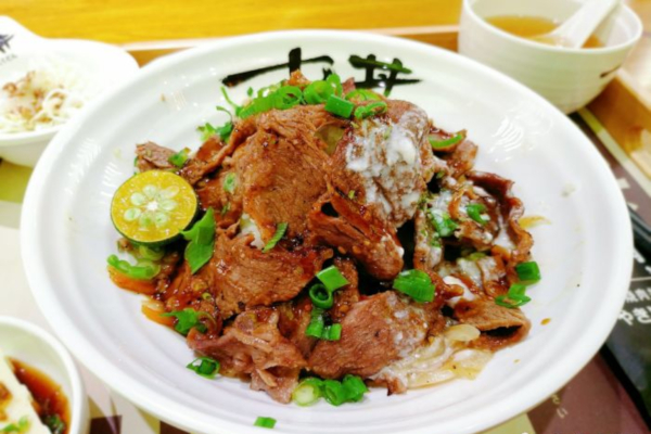 七丼dong烧肉丼饭加盟费