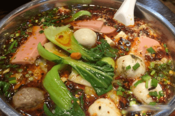 轩仔麻辣烫加盟