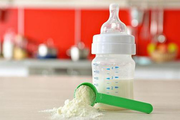 婴幼儿奶粉加盟