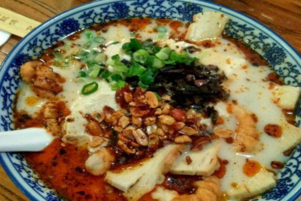 豆花泡馍