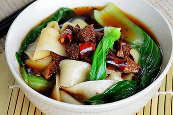 牛肉板面