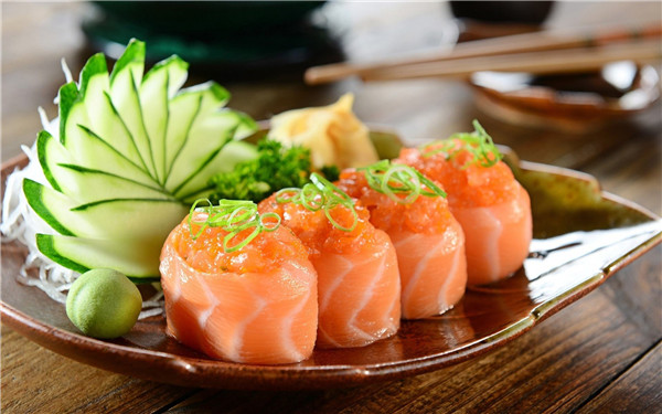 日本寿司加盟，开日本寿司可以赚很多钱！
