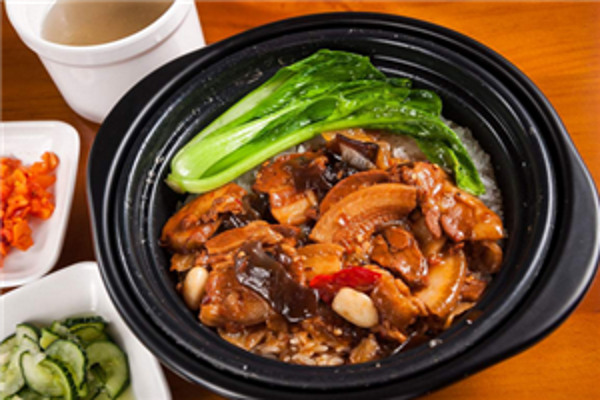 正宗砂锅饭