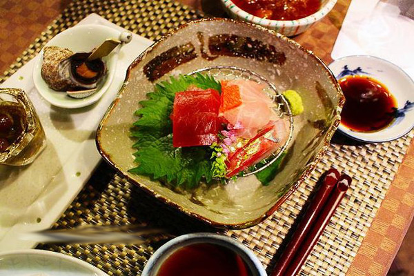 【富士日式料理加盟】富士日式料理邀请您一起赚钱！