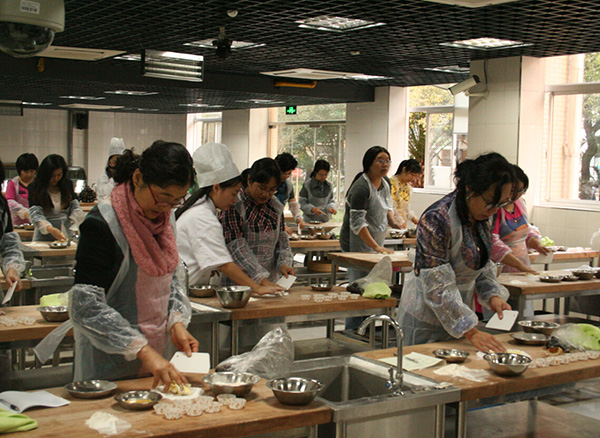 蓝鸽美食培训加盟