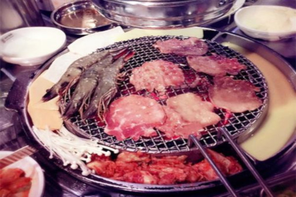 咕的咕的韩国碳烤肉店