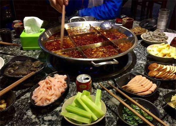 鸡公煲火锅