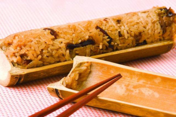 正宗竹筒饭